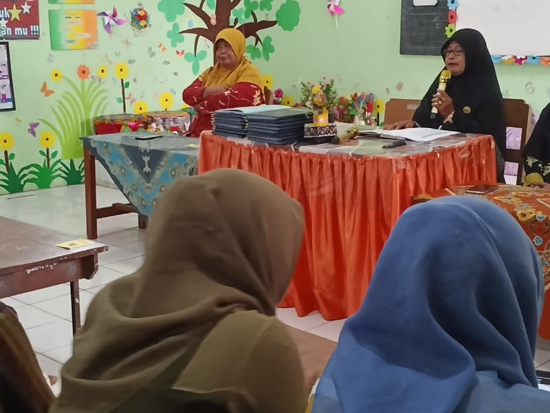 Pembagian Raport Semester Ganjil Tahun 2025 - 2026
